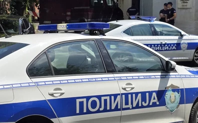 Po kthehej nga Austria drejt Kosovës, Besnik Mehaj: Policia serbe na inskenoi gëzhojën në makinë, na kërkoi para për lirim
