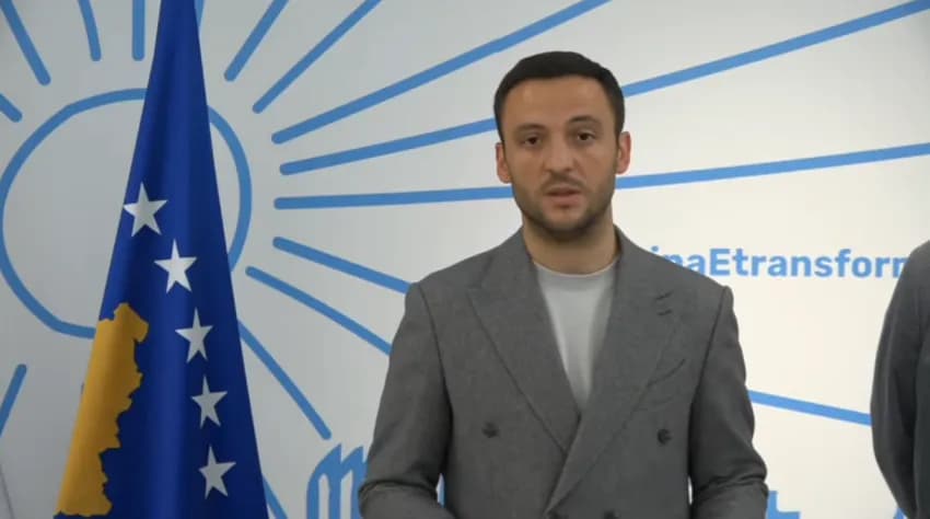 Retkoceri prezanton platformën “mbeturinat.com”: Qytetarët mund të kërkojnë online largimin e mbeturinave vëllimore