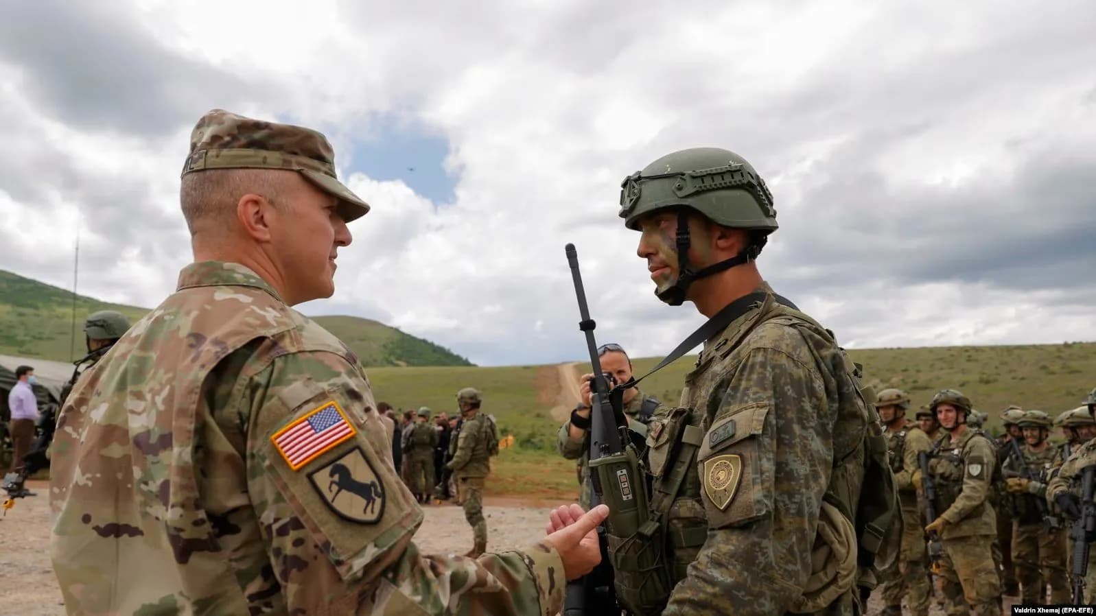 Shqiptarët për Amerikën: Mbështetja për Kosovën mbetet një nga shtyllat më të rëndësishme të paqes