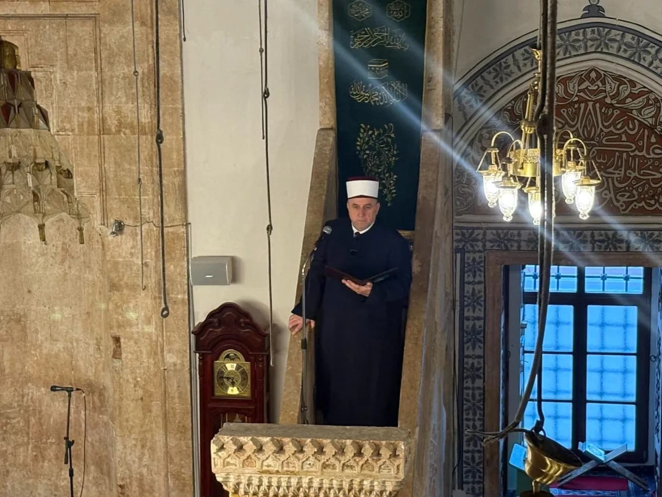 Tërnava uron për festën e Kurban Bajramit, bën thirrje për unitet: Fushata me akuza e urrejtje s’i shërben të ardhmes