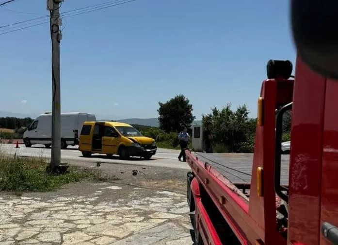 Aksident në Gllarevë, lëndohet një person – dërgohet në spital
