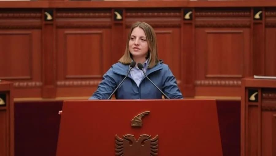 Deputetja shpall largimin nga PS: Nga sot do jem e pavarur