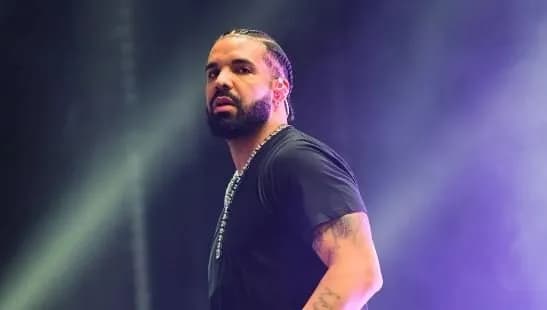 Drake vë bast 700 mijë dollarë për Kanadën të mposht Afrikën e Jugut