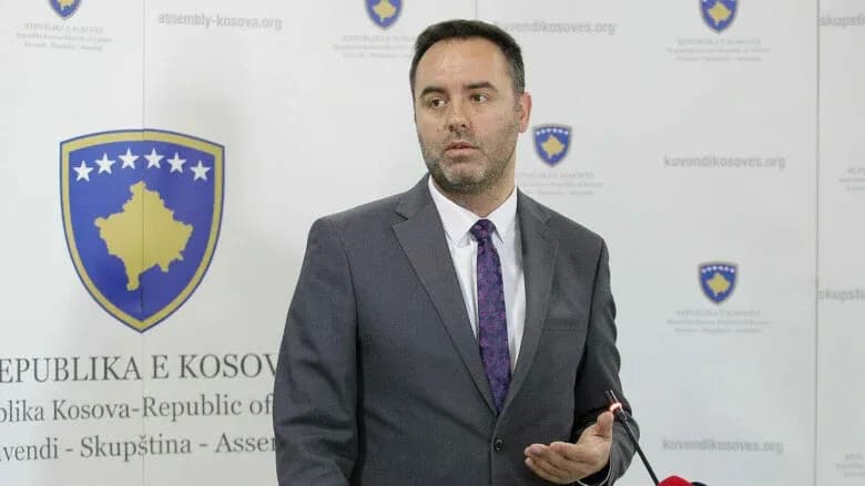 Ia përmend vaden, Konjufca – Kica Xhelilit: Po e bullizon Lupçin