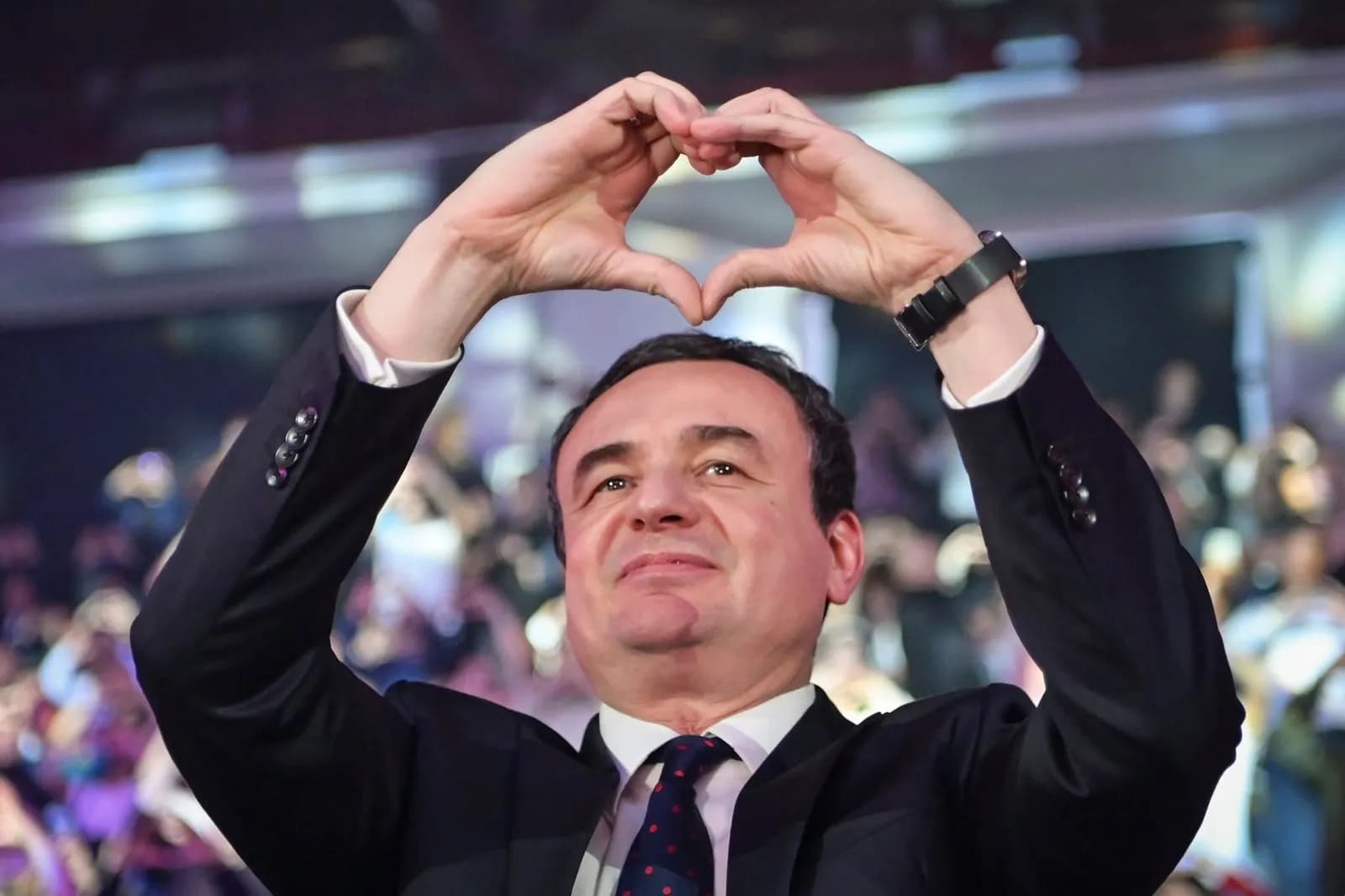 Mbi 100 mijë vota më pak se në zgjedhjet e 28 dhjetorit, VV e feston rezultatin: Fitore madhështore dhe bindëse