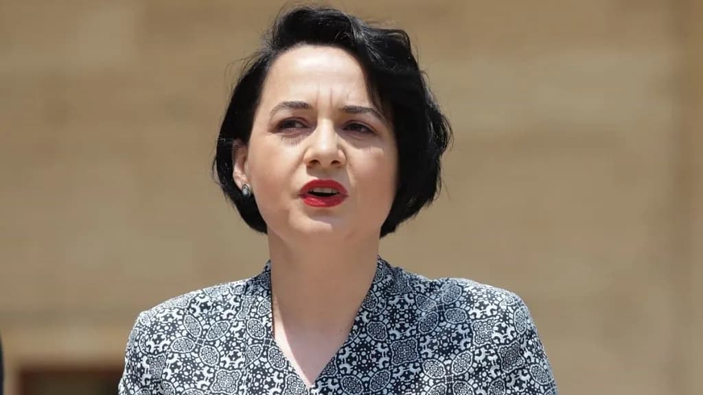 “Nëse kanë ardhë me atë mendësinë e Skenderajt, çka s’pritet prej tyne”, sa vota ia dhanë drenicakët Fitore Pacollit?