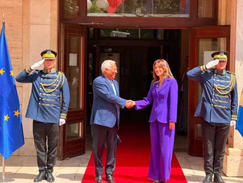 Nis takimi mes Albulena Haxhiut dhe Antonio Costës në Prishtinë