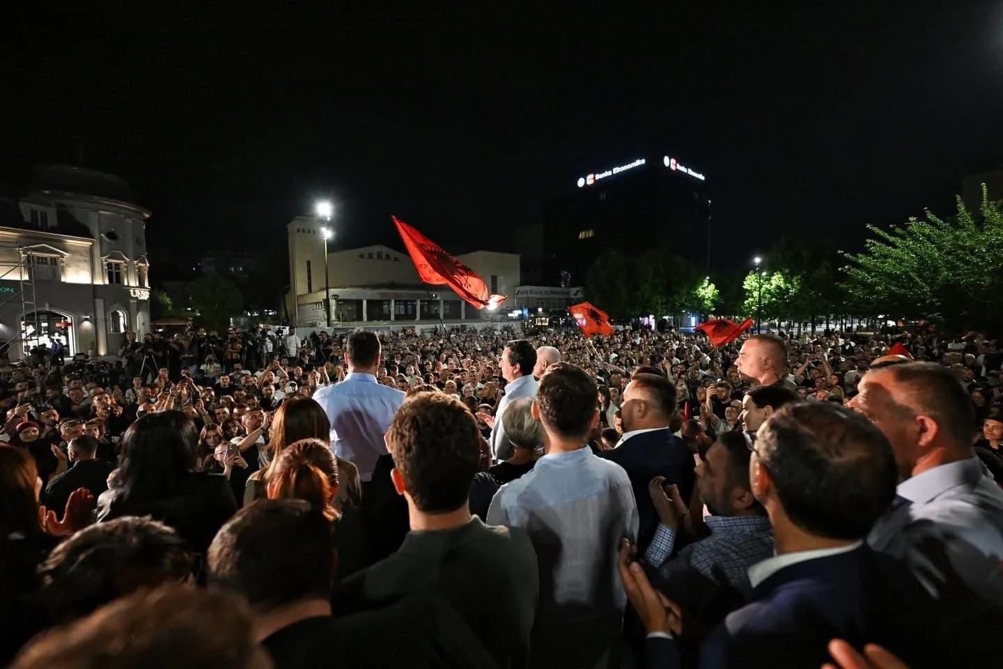 Një ditë pas zgjedhjeve, Kurti falënderon votuesit në Kosovë dhe mërgatë