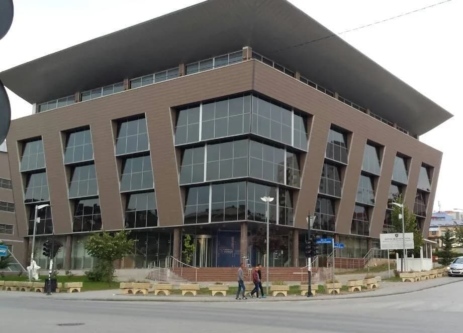 599 studente përfitojnë mbështetje financiare nga MASh për studimet në STEM