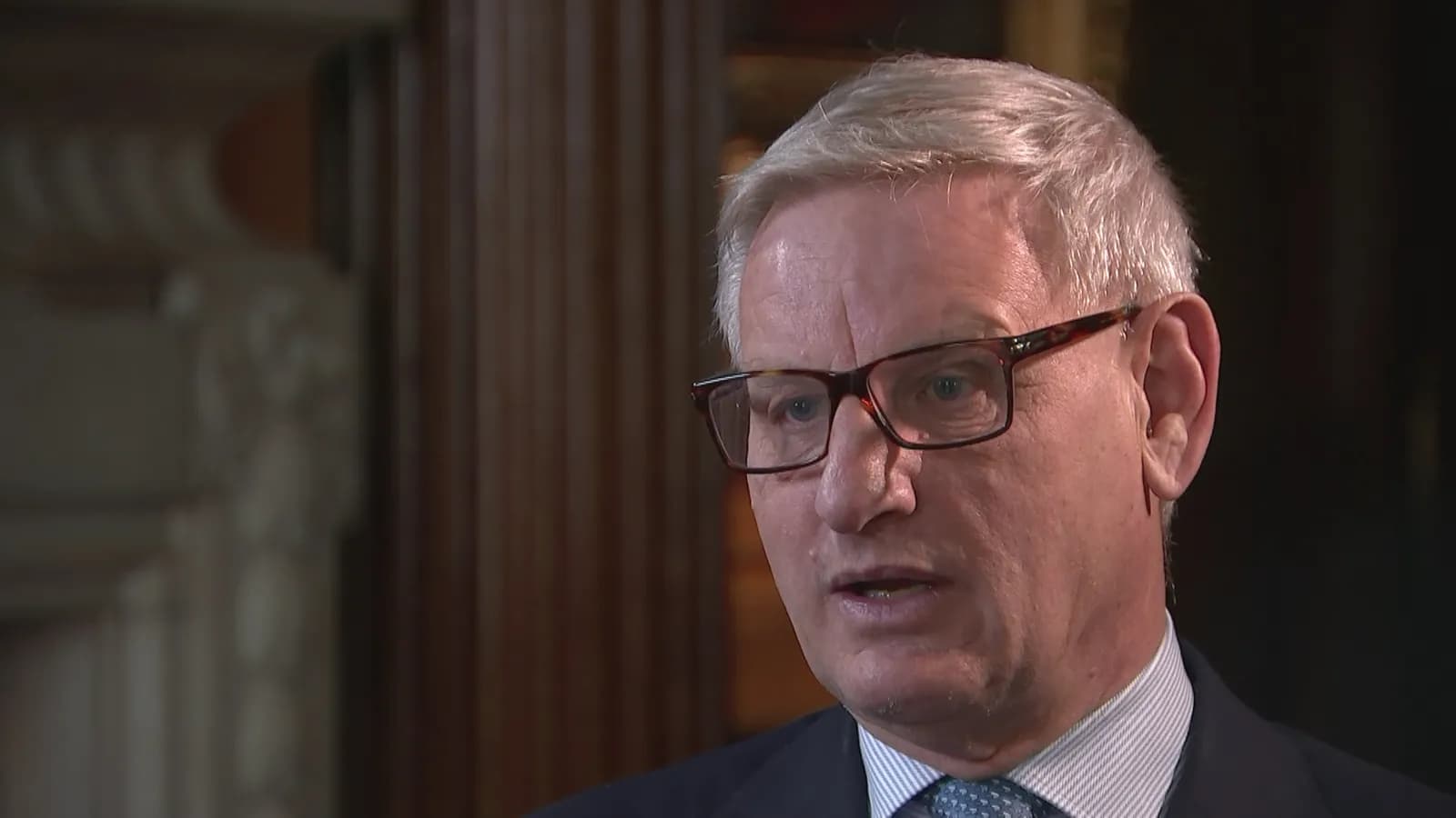Carl Bildt për deklaratën e ministres serbe: Skandaloze, s’i ndihmon perspektivës evropiane të vendit