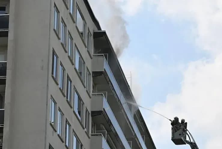 Disa të vdekur dhe të plagosur nga zjarri që shpërtheu në një ndërtesë në Belgjikë