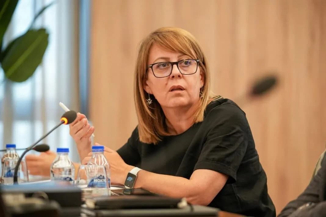 Hykmete Bajrami pas deklaratës së ministres serbe: Kurti ta mbajë premtimin dhe ta padisë Serbinë për gjenocidin në Kosovë