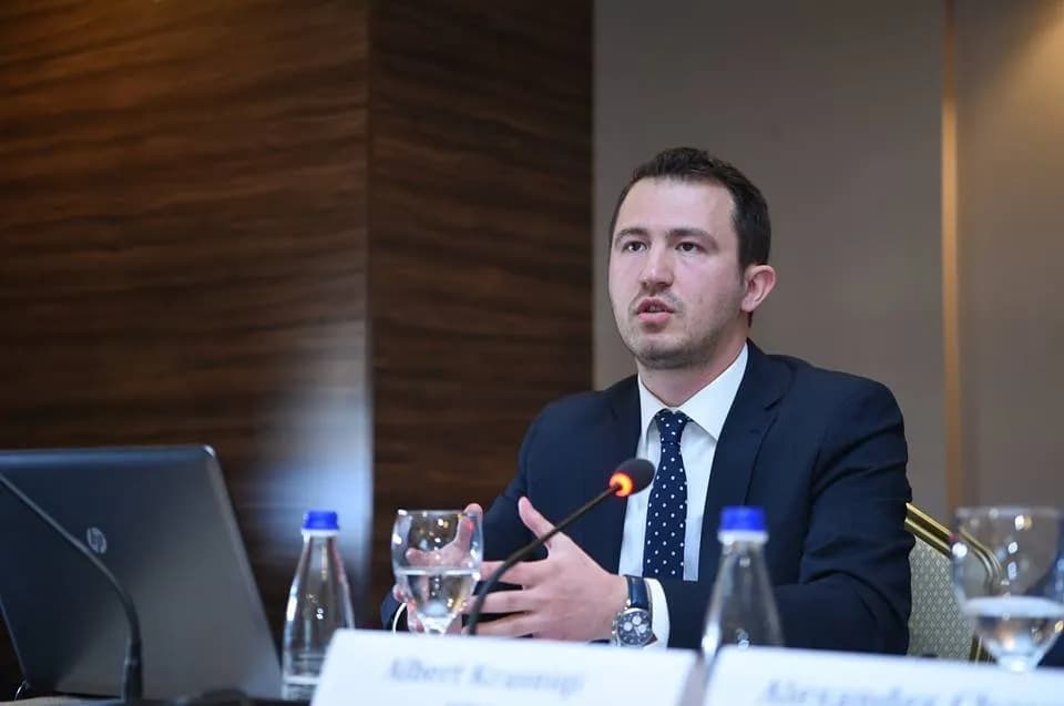 Krasniqi: Miliona euro shpërndahen për vota, ndërsa fëmijëve u mungon kujdesi bazë shëndetësor