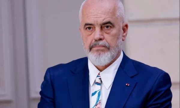 Rama uron SHBA-në: 4 Korriku, simbol i veçantë edhe për shqiptarët e rritur në histori përballë erërave kundër