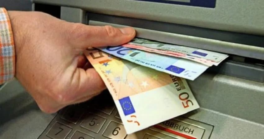 Shqipëria nis përgatitjet për euron, rregulla të reja për politikën monetare