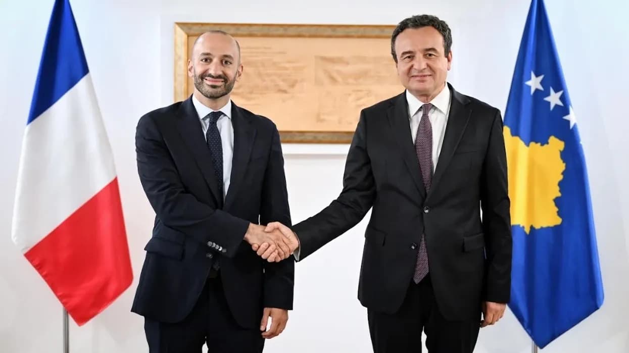 Kurti: Pesë marrëveshje me Francën forcojnë partneritetin dypalësh